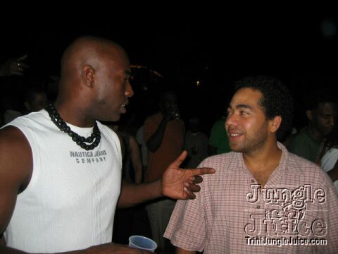 trinixmas04-07
