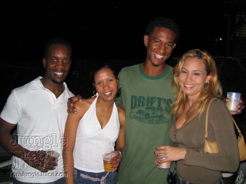 trinixmas04-13
