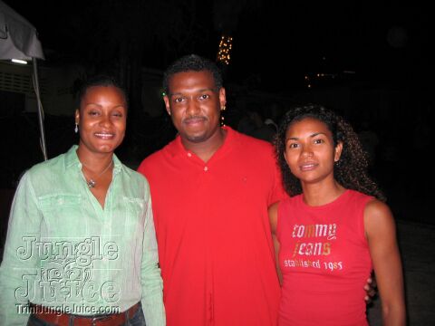 trinixmas04-14
