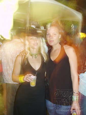 caution_2005-25