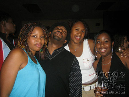 ladies_first-06