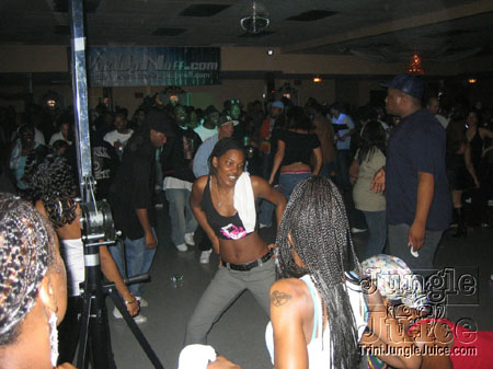 ladies_first-40