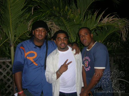 3some_aug05-10