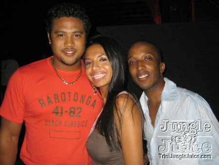 rumors_dc-05
