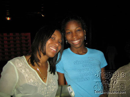 rumors_dc-08