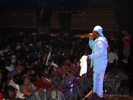 showdown2k5-007