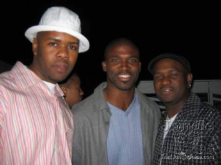 soca_on_rooftop-50