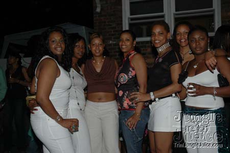 socaweb_poolside-39