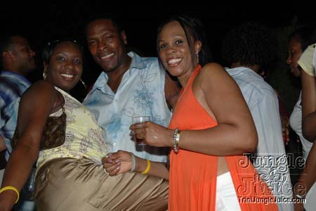 socaweb_poolside-67