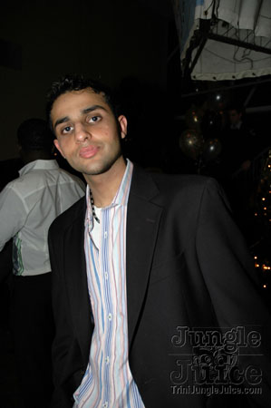 xclusv_nye_2005-08