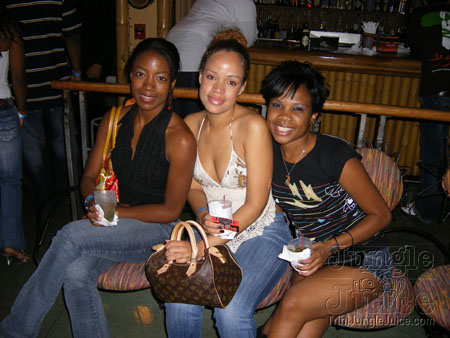3some_nov06-30