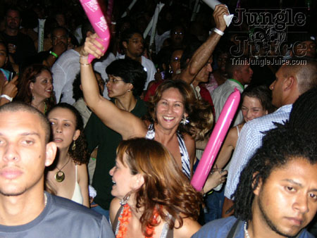 amnesia_2006-076