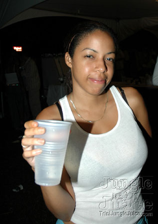 beach_house_carnival_2006-196