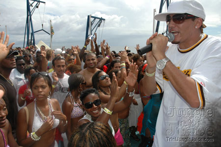 booze_cruise_2006-075