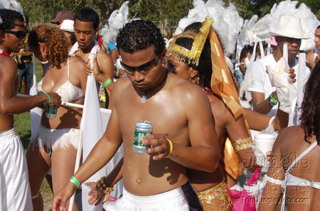 broward_carnival_2006_pt1-086