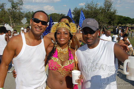 broward_carnival_2006_pt1-087
