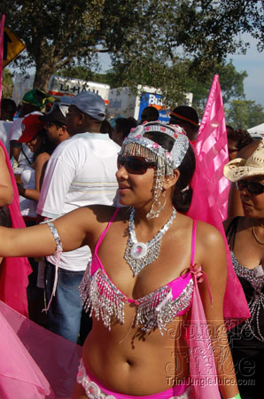 broward_carnival_2006_pt1-091