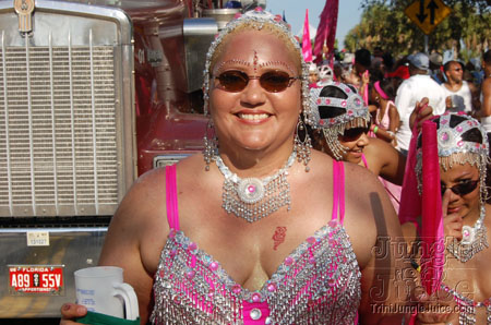 broward_carnival_2006_pt1-092