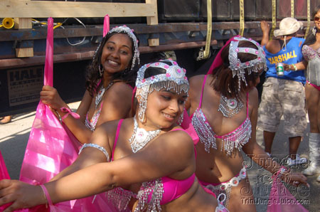 broward_carnival_2006_pt1-103
