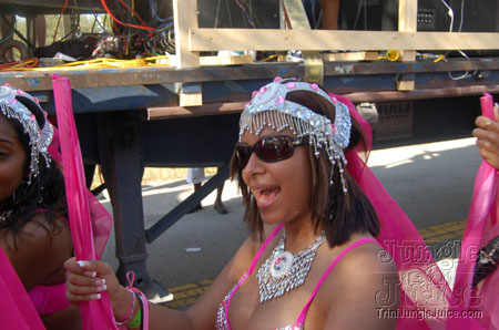 broward_carnival_2006_pt1-105