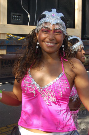 broward_carnival_2006_pt1-109