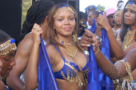 broward_carnival_2006_pt1-115