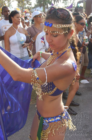 broward_carnival_2006_pt1-135