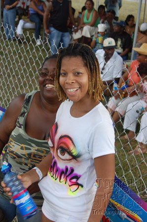 broward_carnival_2006_pt1-144