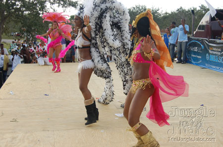 broward_carnival_2006_pt1-146