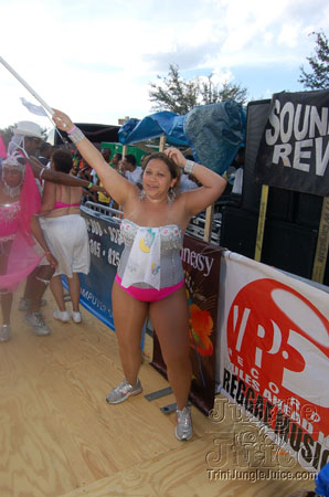 broward_carnival_2006_pt1-149