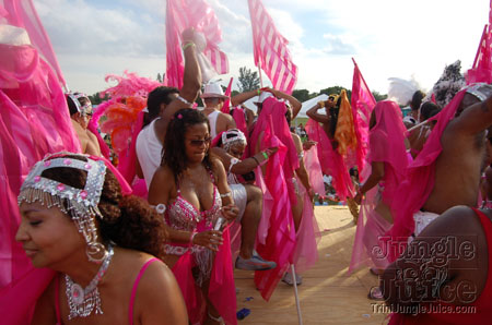 broward_carnival_2006_pt1-152