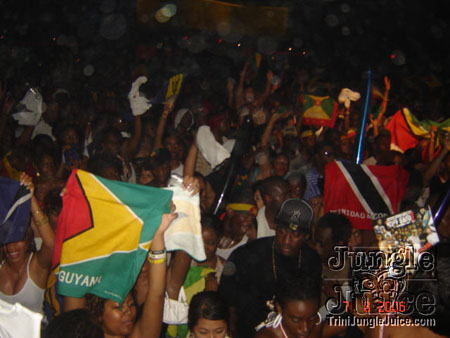firefete4-093
