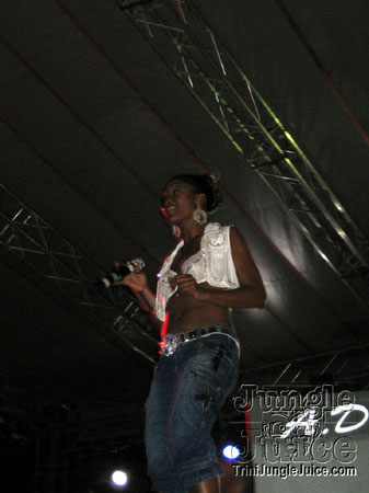 glow_exotica_2006-52