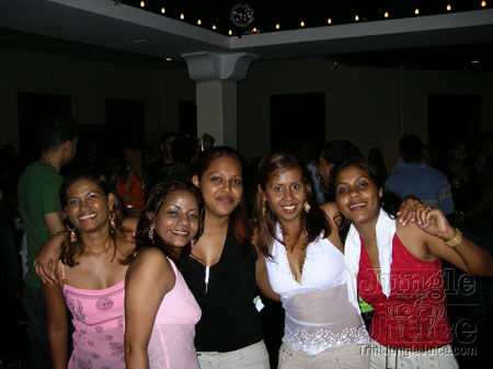 karma_sutra_2006-15