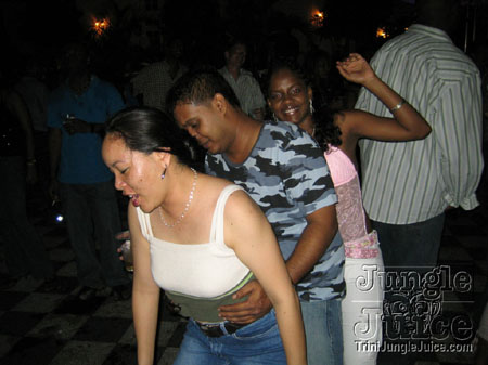 karma_sutra_2006-42