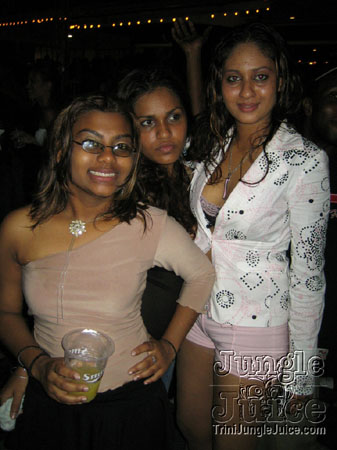 karma_sutra_2006-54