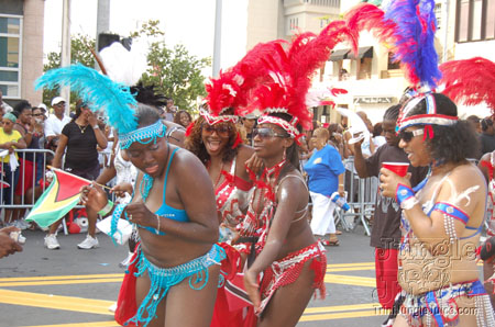 miami_carnival_2006_pt1-123
