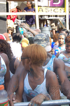 miami_carnival_2006_pt1-144