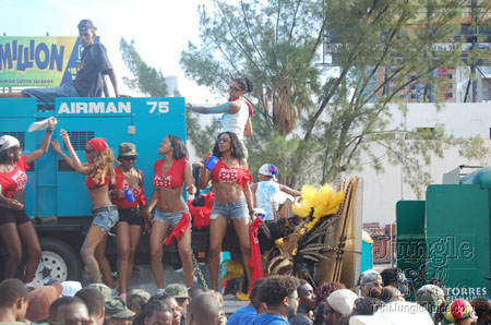 miami_carnival_2006_pt1-153