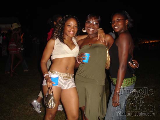 dc_taboo_2006-065