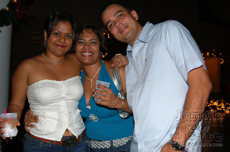 tribe_jingle_bell_jam-048