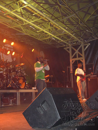 in_tune_2006-15