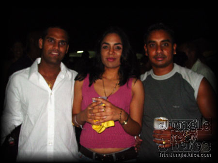 us_embassy_2006-052