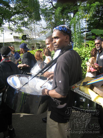 uwi_2006-11