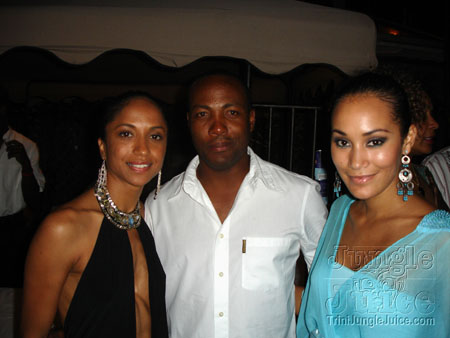 vip_friday_2006-08
