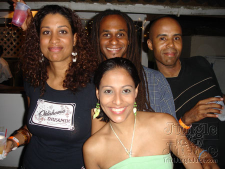 vip_friday_2006-52