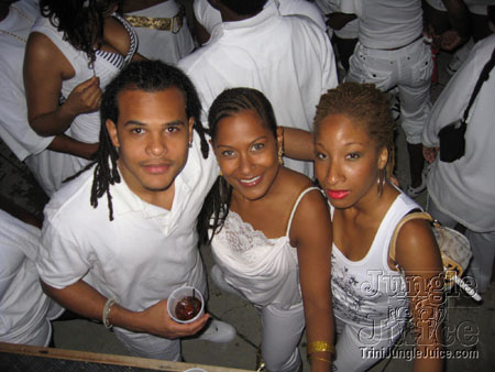 whiteout11-089