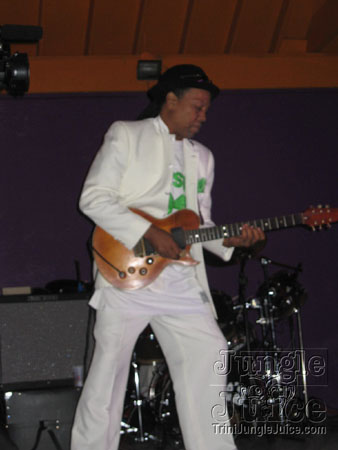 whiteout11-099
