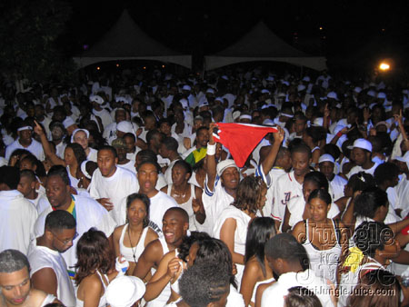 whiteout11-141