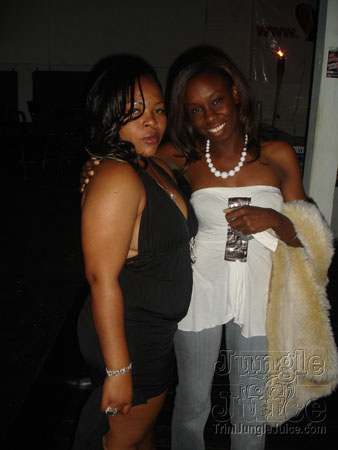 3some_apr07-25